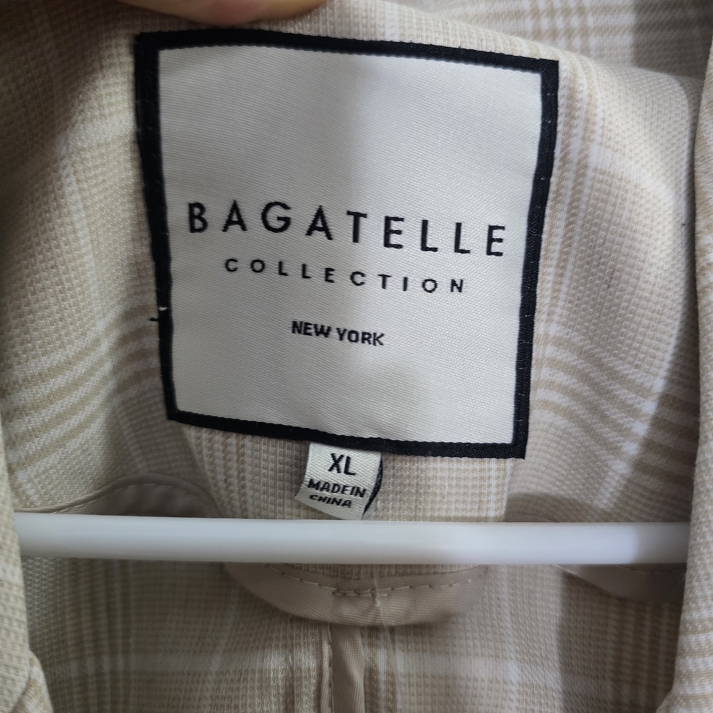 bagatelle Beige Plaid Double-Breasted Trench Coat - Picture 6 of 17